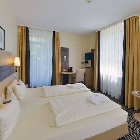 Kurpark-Hotel Bad Dürkheim Eksteriør bilde